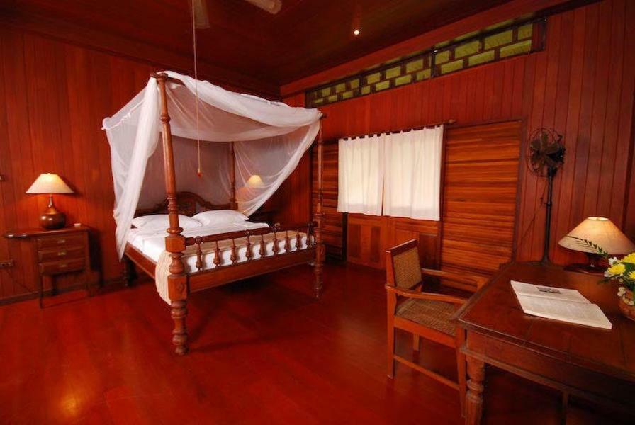 Baan Mai Beachfront Lone Island Phuket Zewnętrze zdjęcie