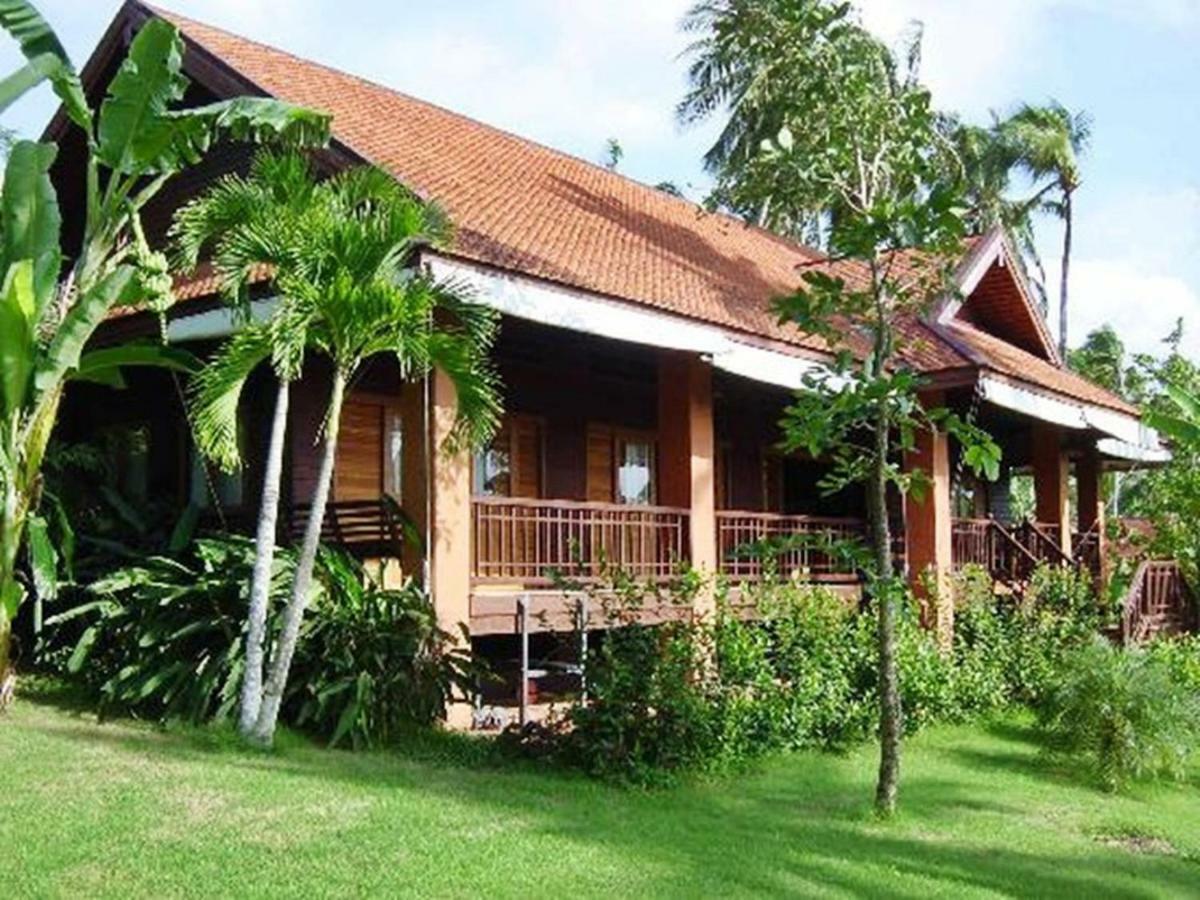 Baan Mai Beachfront Lone Island Phuket Zewnętrze zdjęcie