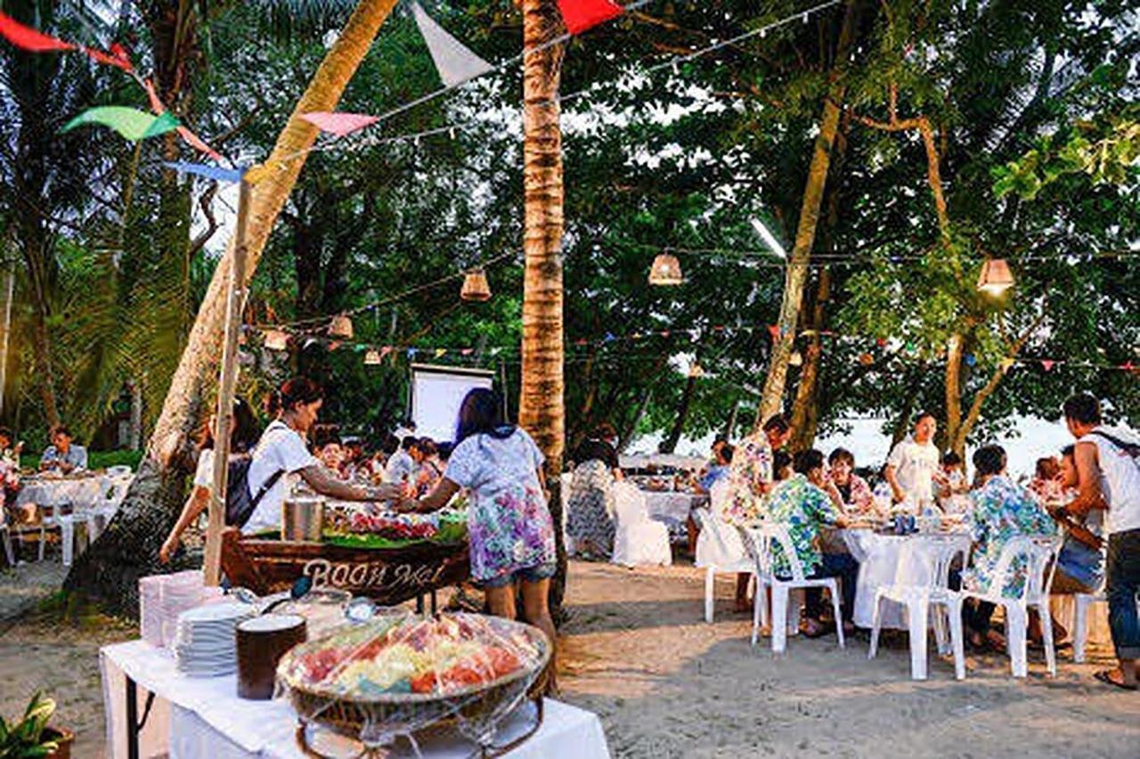 Baan Mai Beachfront Lone Island Phuket Zewnętrze zdjęcie